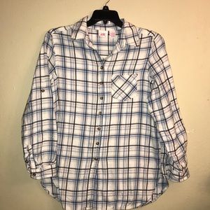 A R,plaid flannel button down shirt.size Large